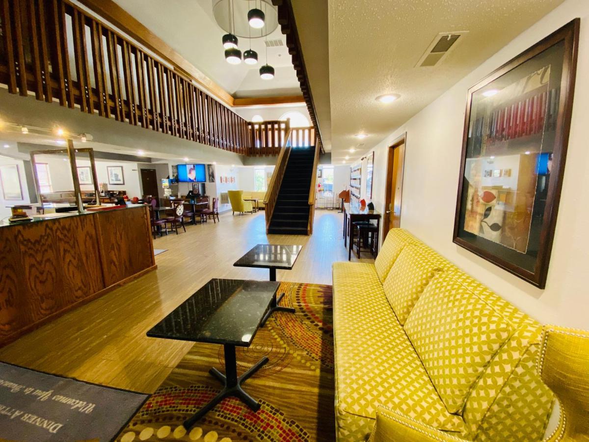 Howard Johnson By Wyndham Branson Theatre District المظهر الخارجي الصورة